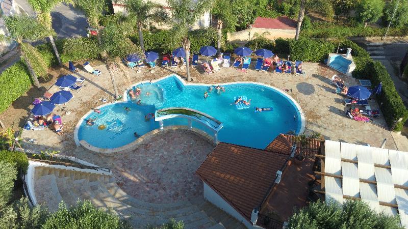 La Taverna Capo Vaticano
